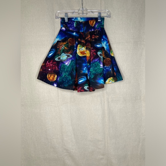Retrolicious Galaxy Skirt - Picture 4 of 5